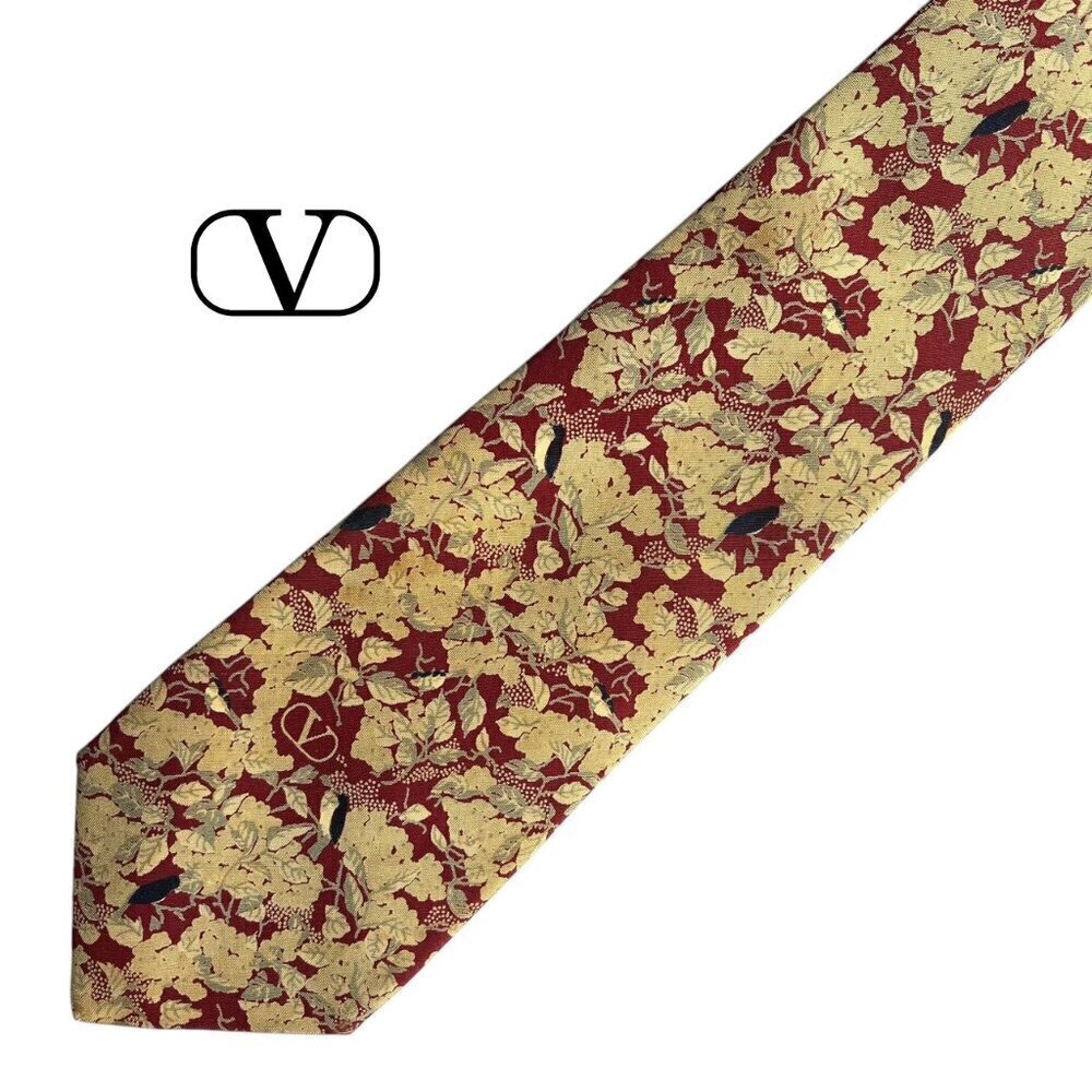 VALENTINO 90s Vintage Allover Floral Leaf Print Silk Tie Made‎ In Italy